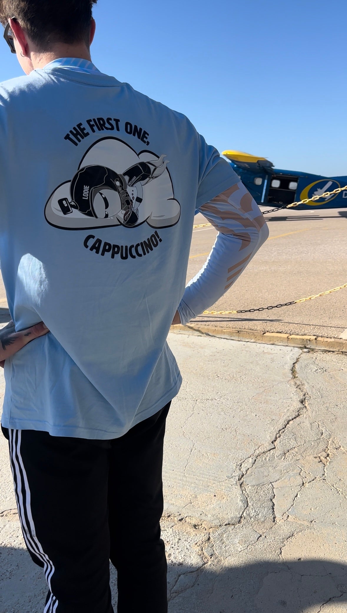 TSHIRT x BLUE CAPPUCCINO