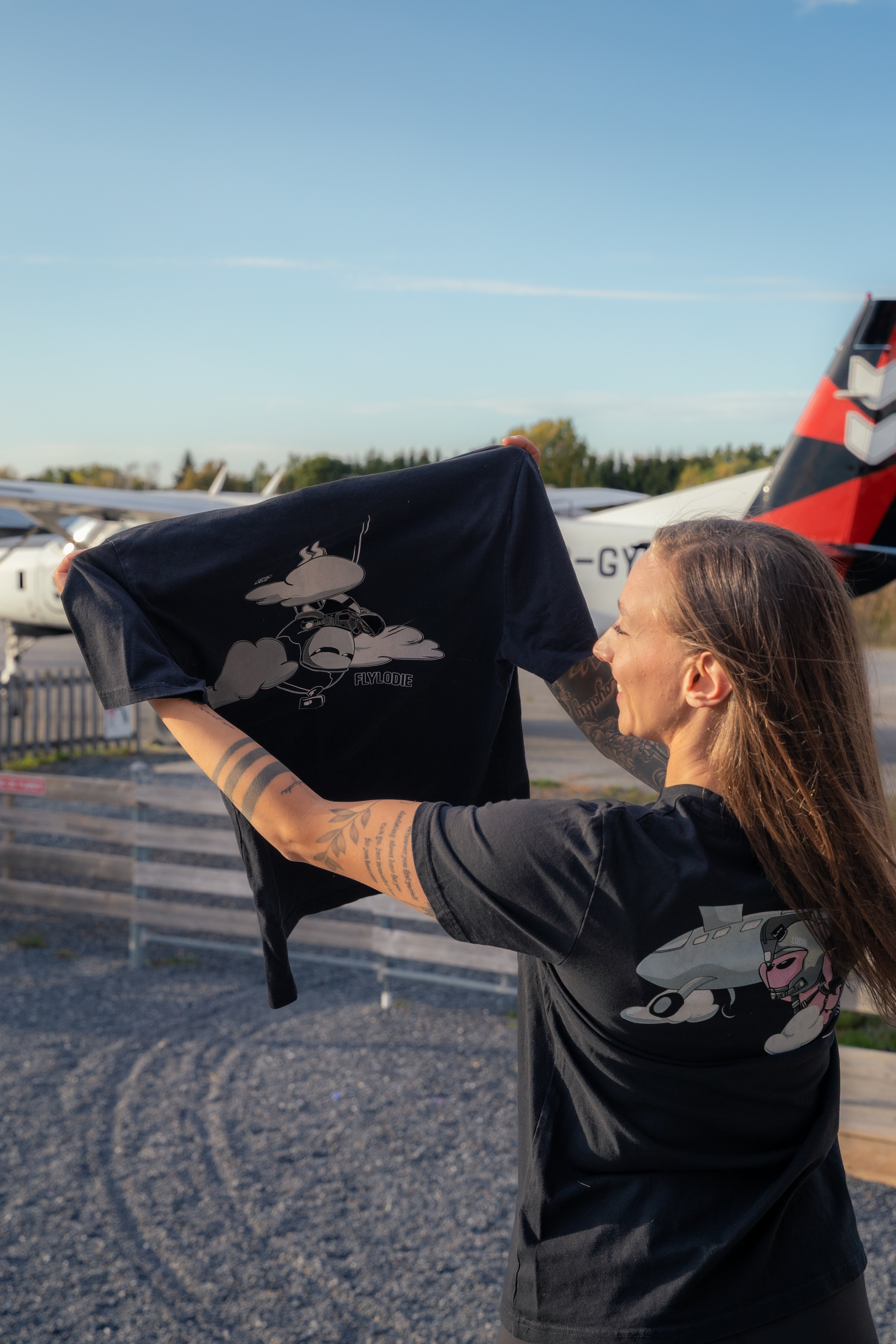 TSHIRT x BLACK CAPPUCINOO